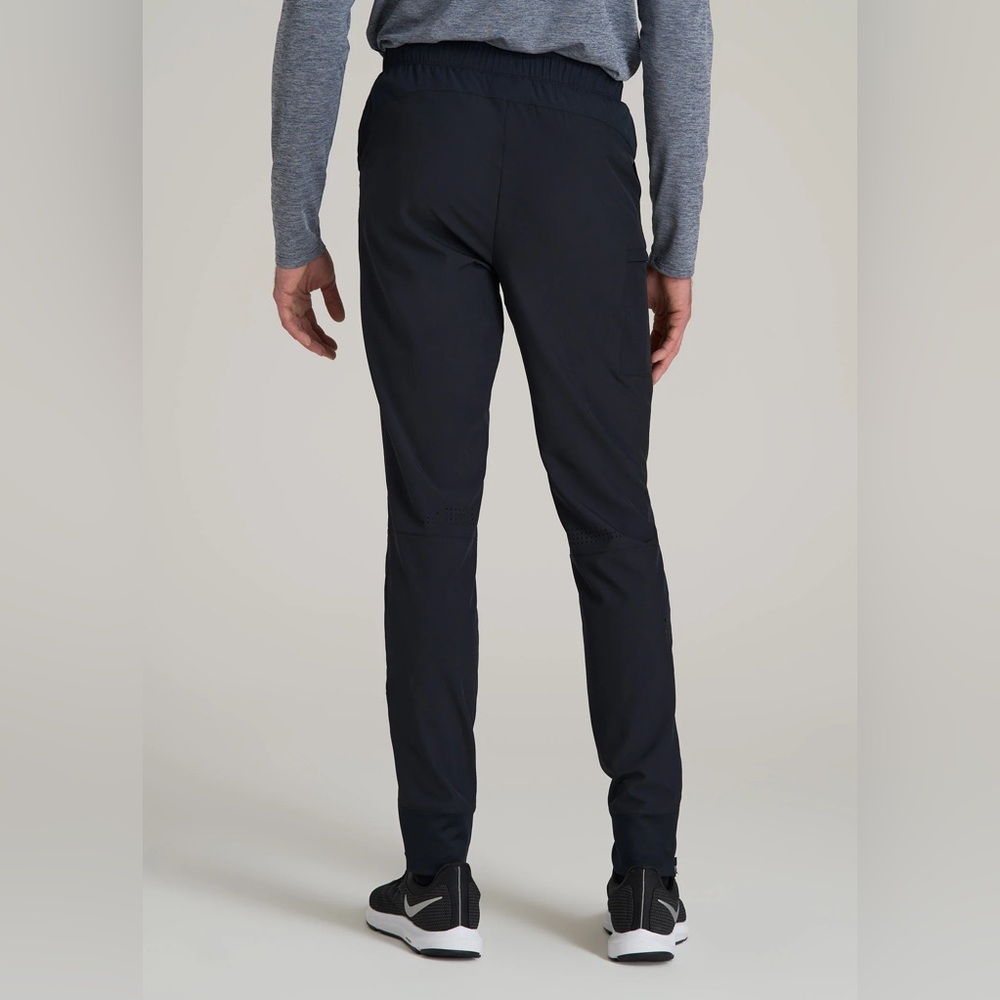 American Tall Featherweight Perforated Training Jogger for Tall Men in Black - Picture 3 of 10